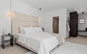 Property slide 10