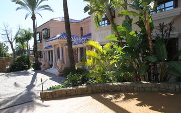 Property slide 36