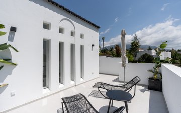 Property slide 34