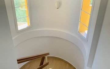 Property slide 16