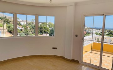 Property slide 10