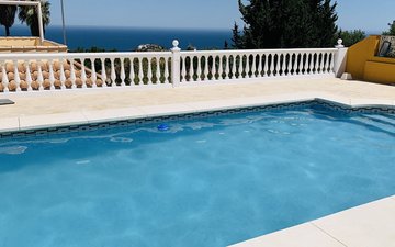 Property slide 25