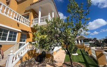 Property slide 29