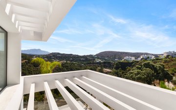 Property slide 34
