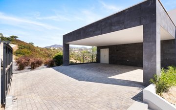 Property slide 41