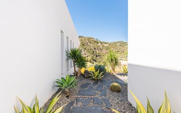 Property slide 23