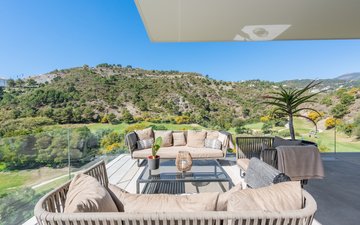 Property slide 20