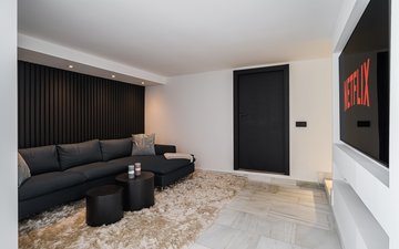 Property slide 22