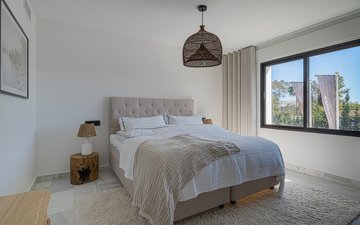 Property slide 14