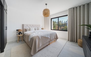 Property slide 21