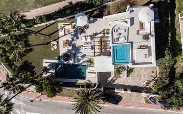 Property slide 15