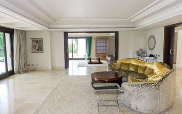Property slide 16