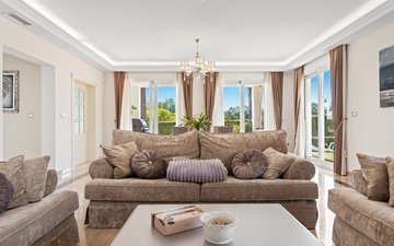 Property slide 25