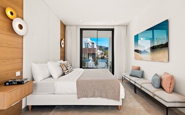 Property slide 22