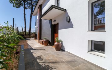Property slide 9