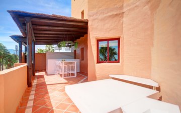 Property slide 17