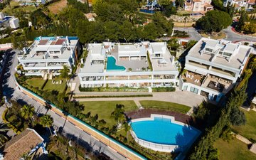 Property slide 32