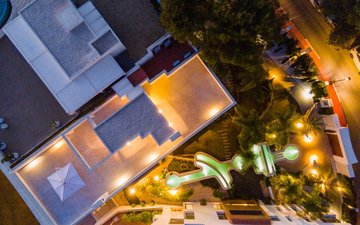 Property slide 17