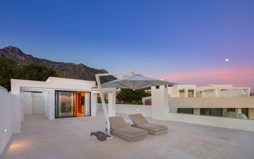 Property slide 18