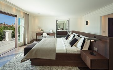Property slide 4