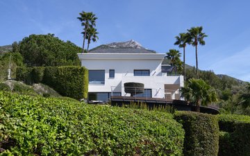 Property slide 42