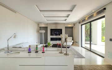 Property slide 17