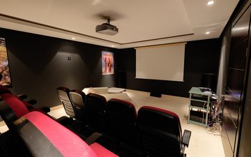 Property slide 61