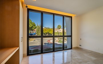 Property slide 18