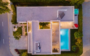Property slide 21