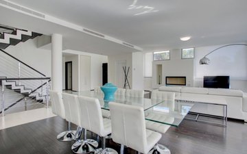 Property slide 21