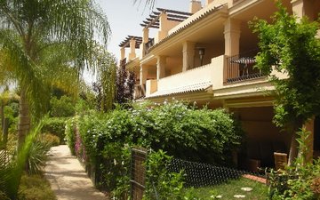 Property slide 15