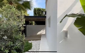 Property slide 29