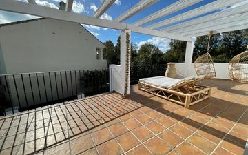Property slide 44