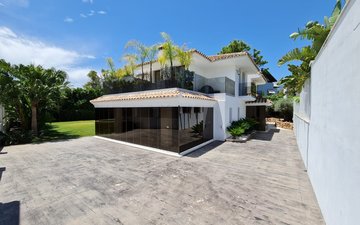 Property slide 36
