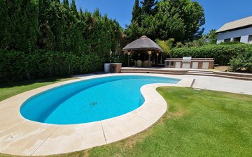 Property slide 44