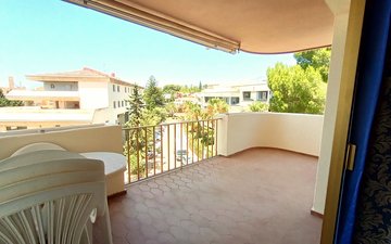 Property slide 11