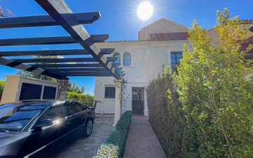 Property slide 22