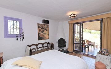 Property slide 14