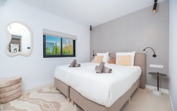 Property slide 30