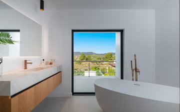 Property slide 24