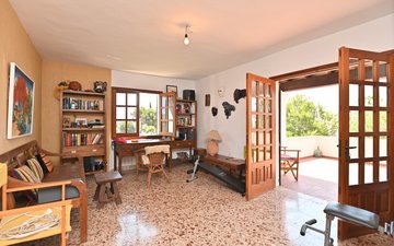 Property slide 21