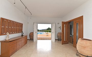 Property slide 29