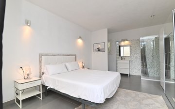 Property slide 46