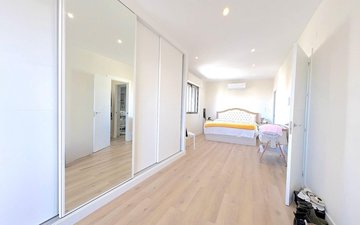 Property slide 12