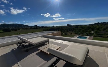 Property slide 23