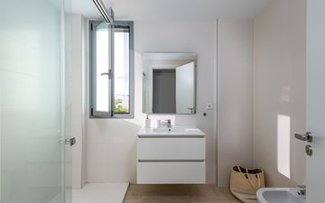 Property slide 24