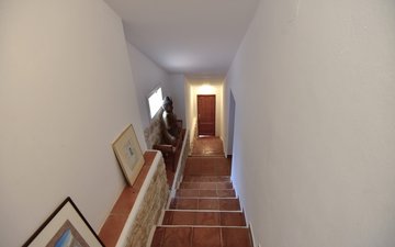 Property slide 32