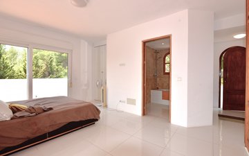 Property slide 33