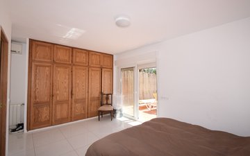 Property slide 29