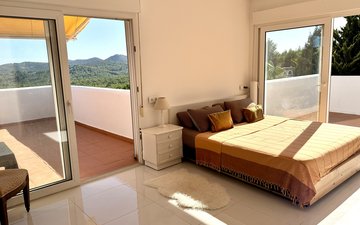 Property slide 28